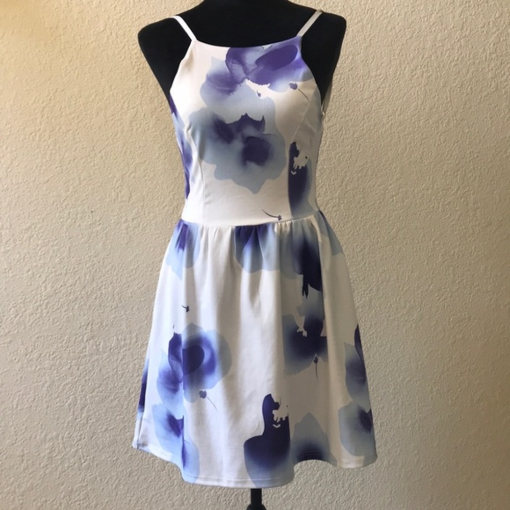 Fancyinn dress size s